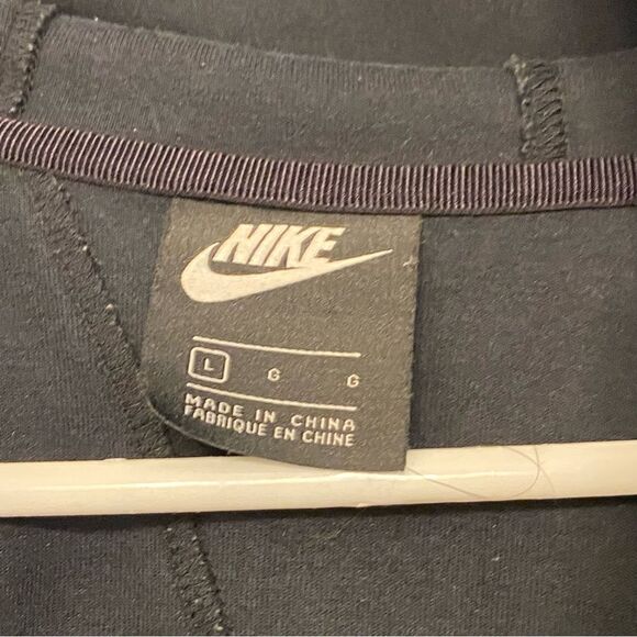 Nike Sportswear Tech full zip Fleece Cape Hoodie Black crop BV3396-010 Large - Picture 9 of 11